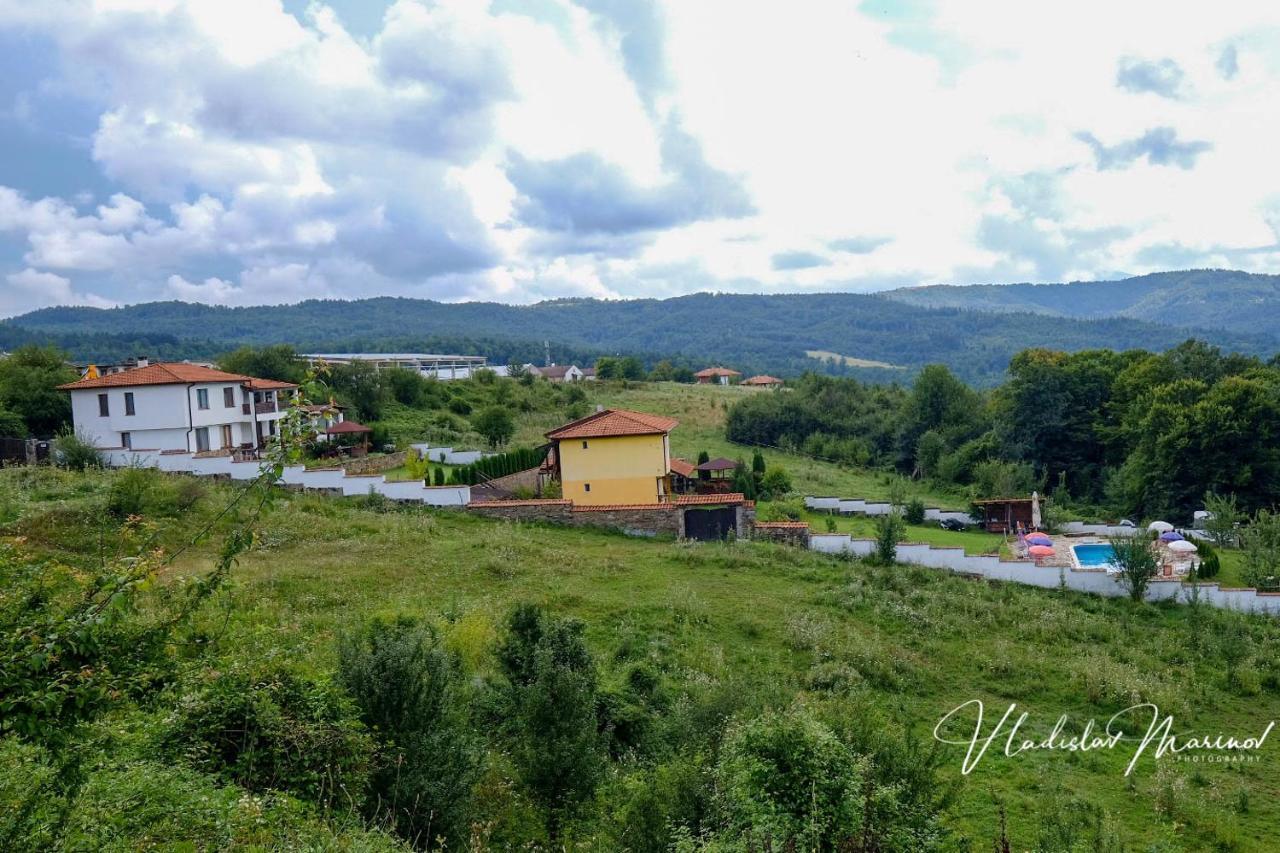 Bachvarovi Villas Treavna Exterior foto